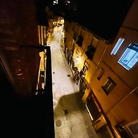 Homestay Bohemia Plaza Mayor Ii- *