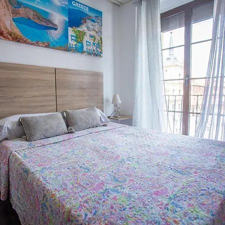 Homestay Bohemia Plaza Mayor Ii-
