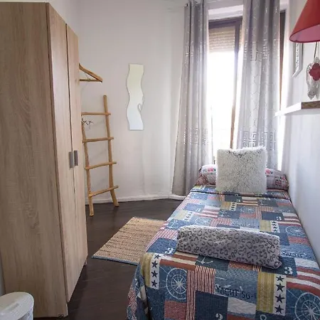 Bohemia Plaza Mayor Ii- Homestay *