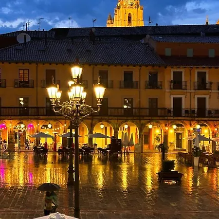 Homestay Bohemia Plaza Mayor Ii-